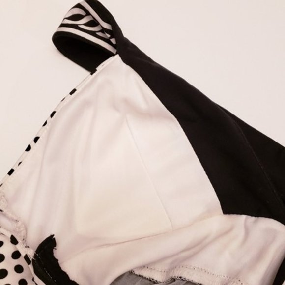 Criss Cross Back Dress - Picture 6 of 8